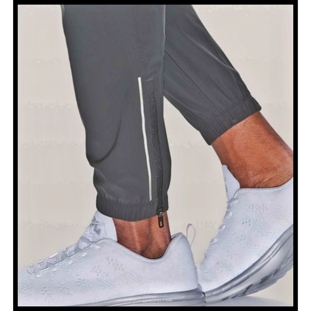 Lululemon Surge Jogger Pants Charcoal Gray Men's Medium Athleisure Training - Picture 3 of 12